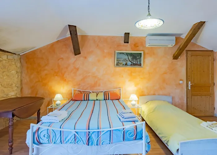 Maison Sebastien بيت للعطل Saint-Pierre-de-Côle